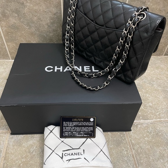 (SOLD)Chanel medium double flap bag caviar - Picture 4 of 12